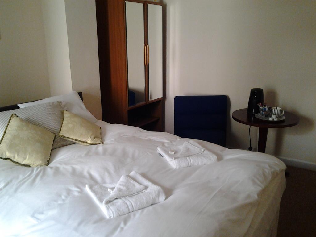 Sterling House Hotel Eastbourne Phòng bức ảnh
