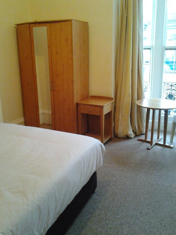 Sterling House Hotel Eastbourne Phòng bức ảnh