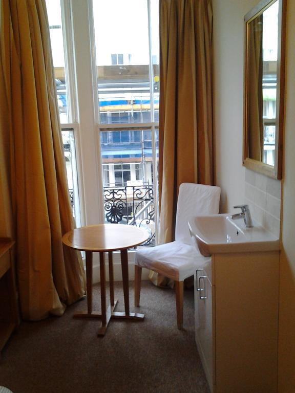 Sterling House Hotel Eastbourne Phòng bức ảnh