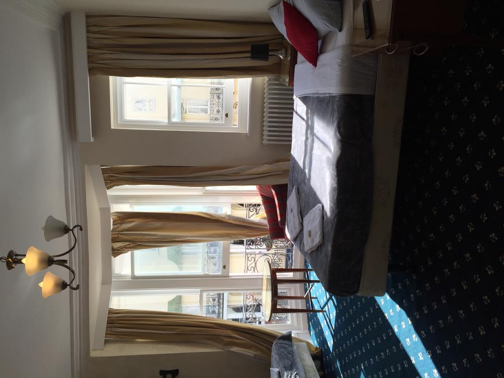 Sterling House Hotel Eastbourne Ngoại thất bức ảnh