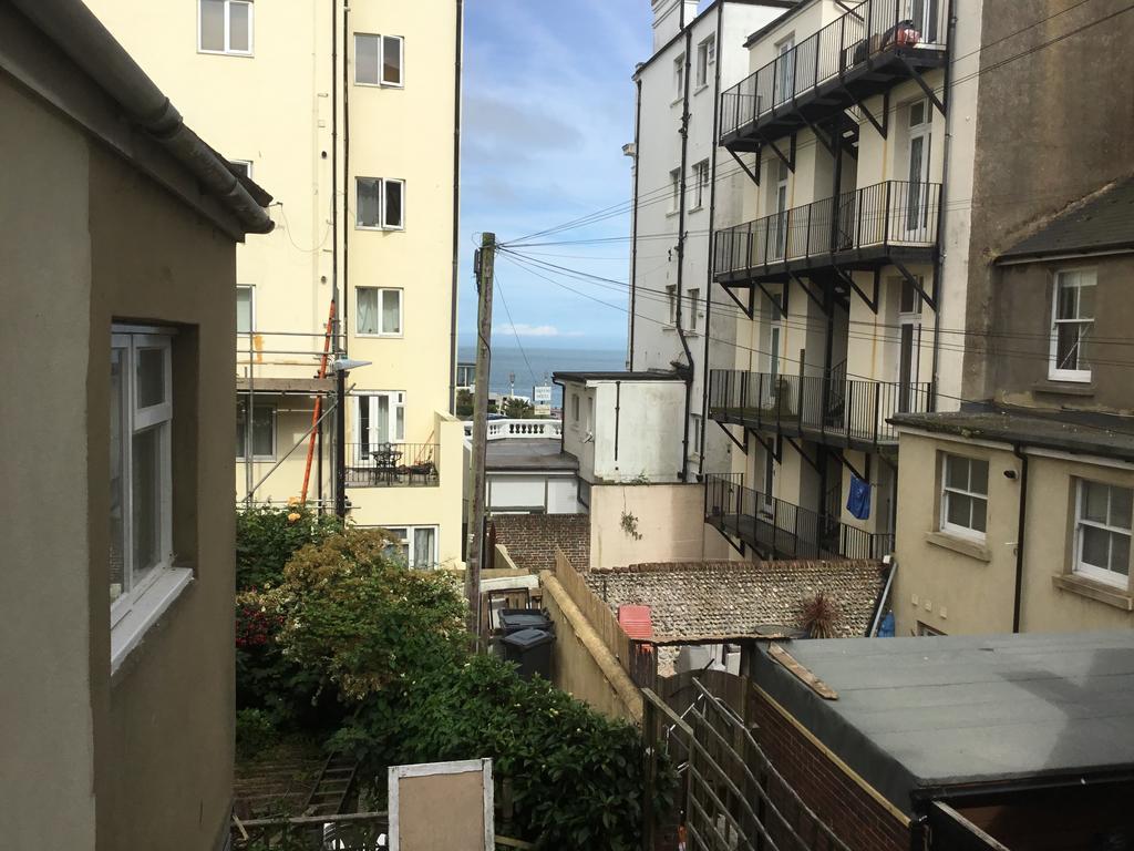 Sterling House Hotel Eastbourne Ngoại thất bức ảnh