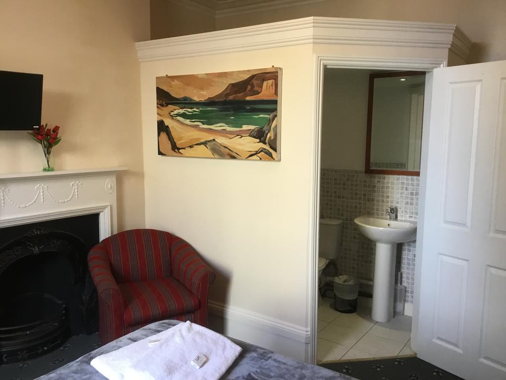 Sterling House Hotel Eastbourne Ngoại thất bức ảnh